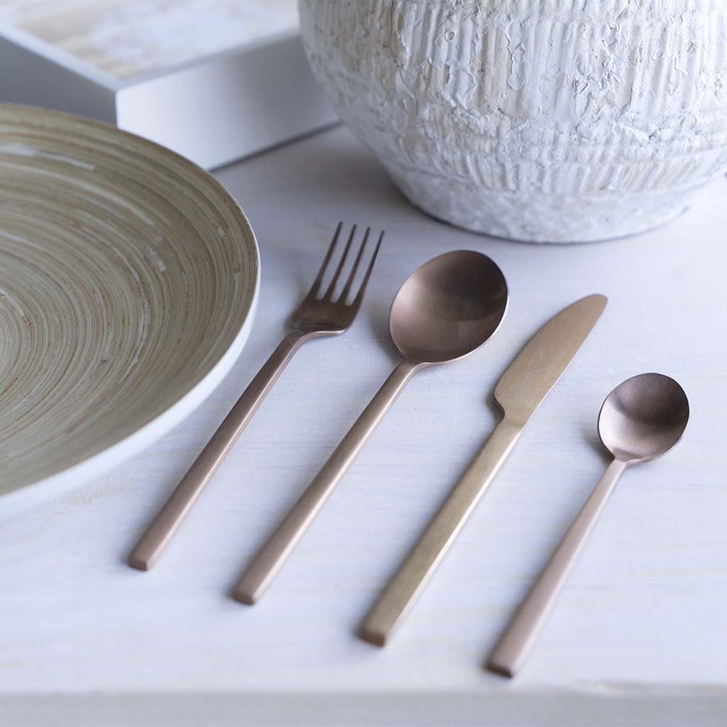 Set 4 Cubiertos Chic Table Minimal Cobre