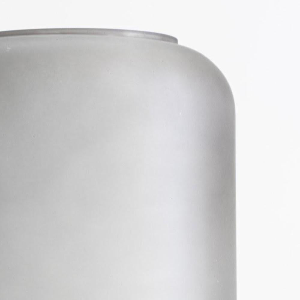 Jarrón Icy Grey Mate Gris